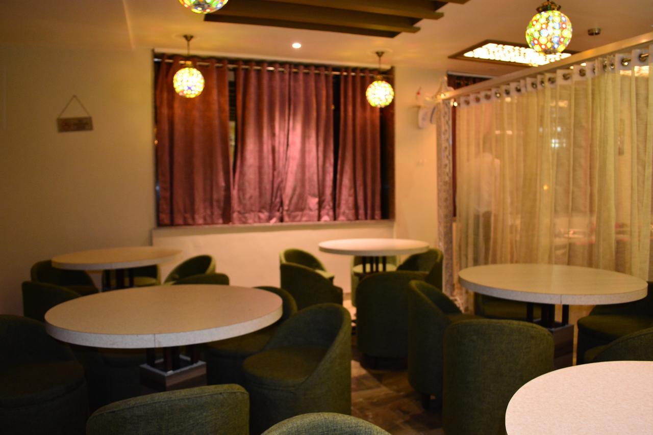Hotel Desert Inn Barmer Exterior photo